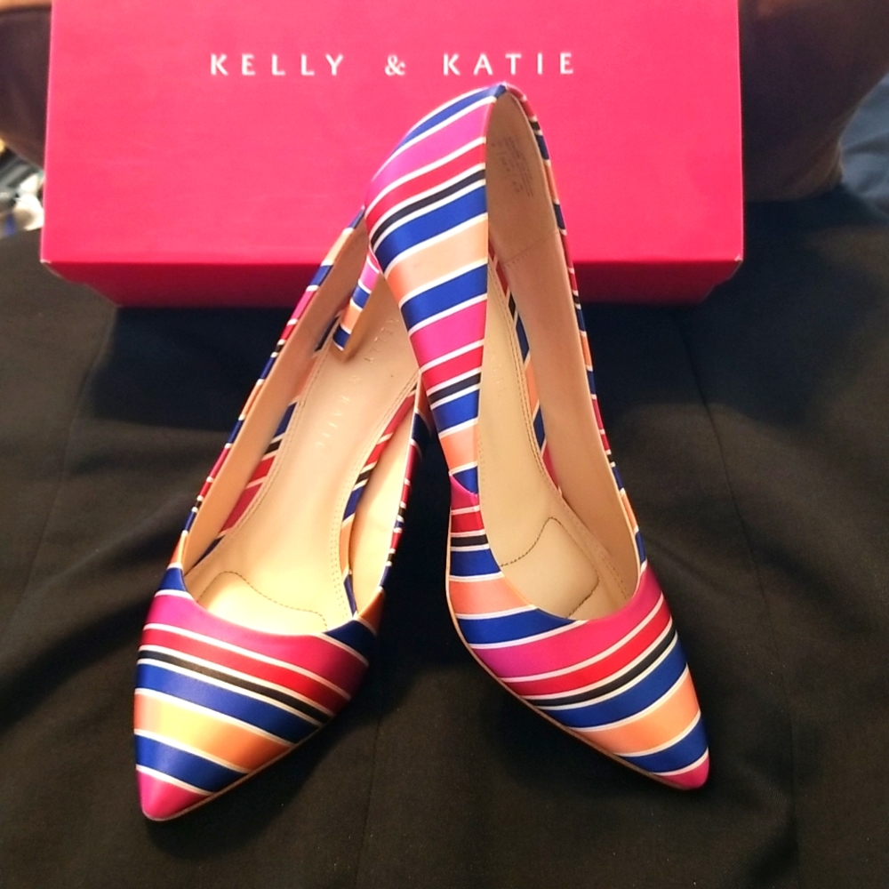 KELLY & KATIE Size 8 ASTIVIA Bright Multi Color Stripe 3" Heel Pumps